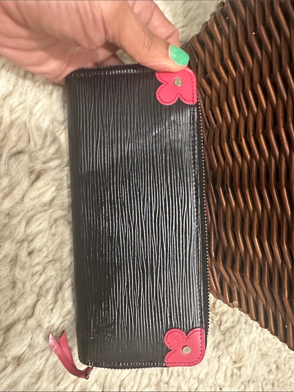 Louis Vuitton Blooming Corners Black and Pink Wallet Zippy - Picture 2 of 8
